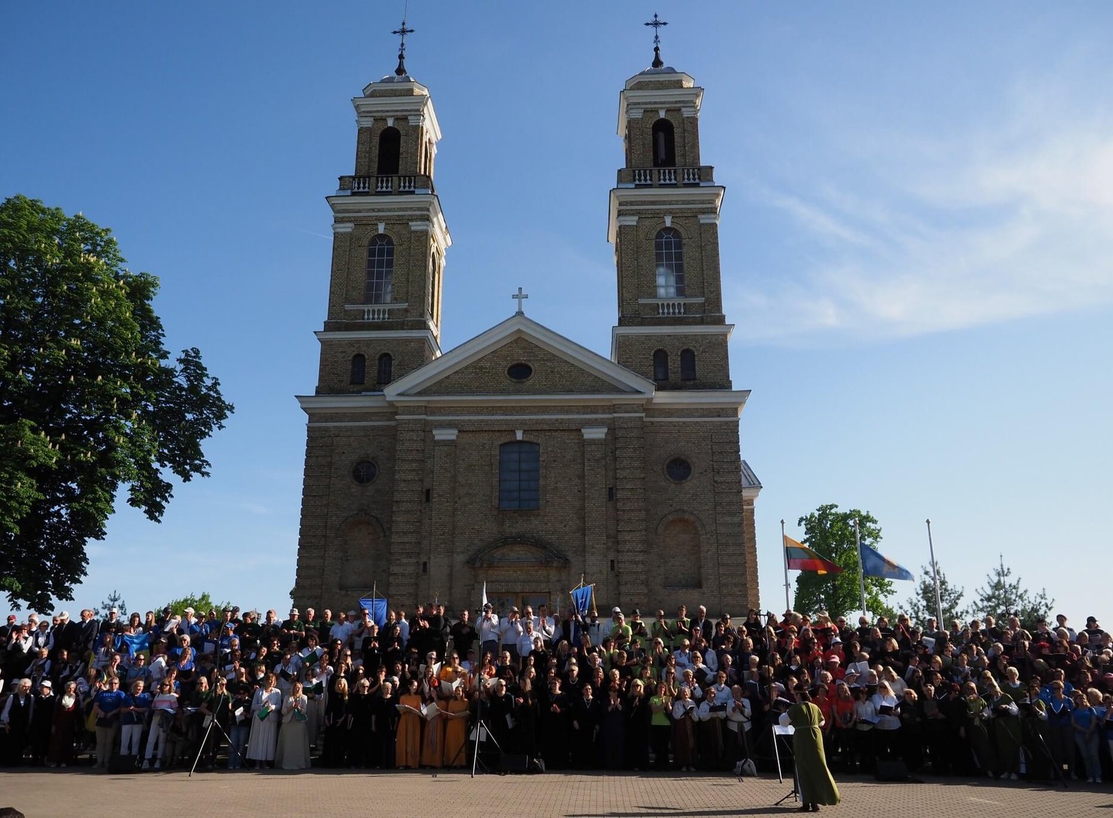 VIEVYJE SKAMBĖJO XV-ASIS CHORŲ FESTIVALIS – KONKURSAS „MŪSŲ DAINOSE“